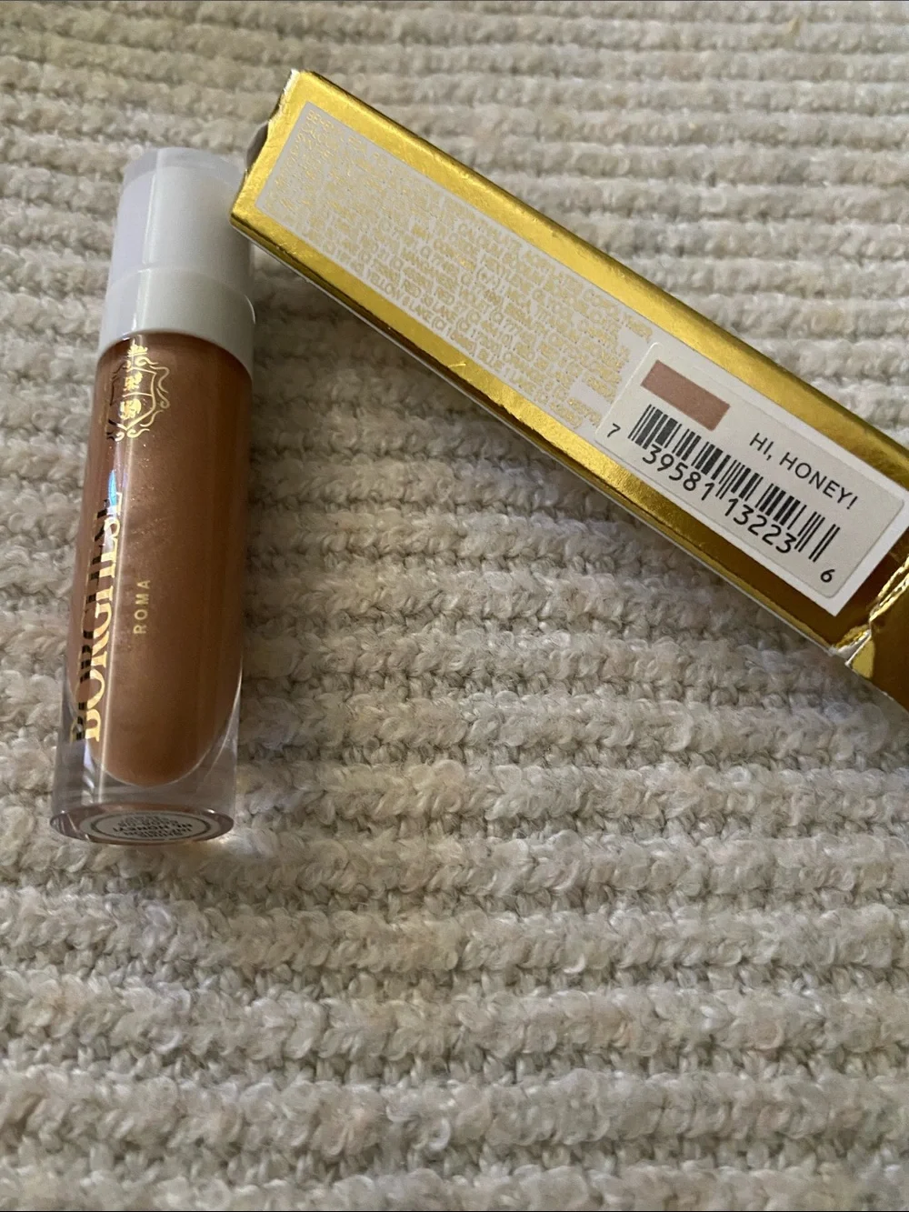 Borghese Shine Infusion Lip Gloss in the shade “Hy Honey “